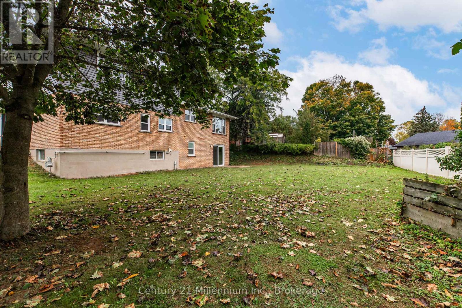 887 Nodwell Court, Saugeen Shores, Ontario  N0H 2C4 - Photo 6 - X12562660