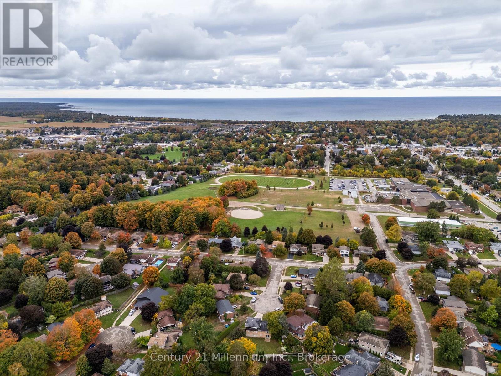 887 Nodwell Court, Saugeen Shores, Ontario  N0H 2C4 - Photo 7 - X12562660