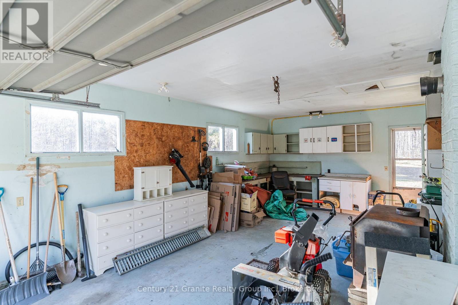 1061 Clear Lake Road, Minden Hills (Lutterworth), Ontario  K0M 2K0 - Photo 24 - X12562734