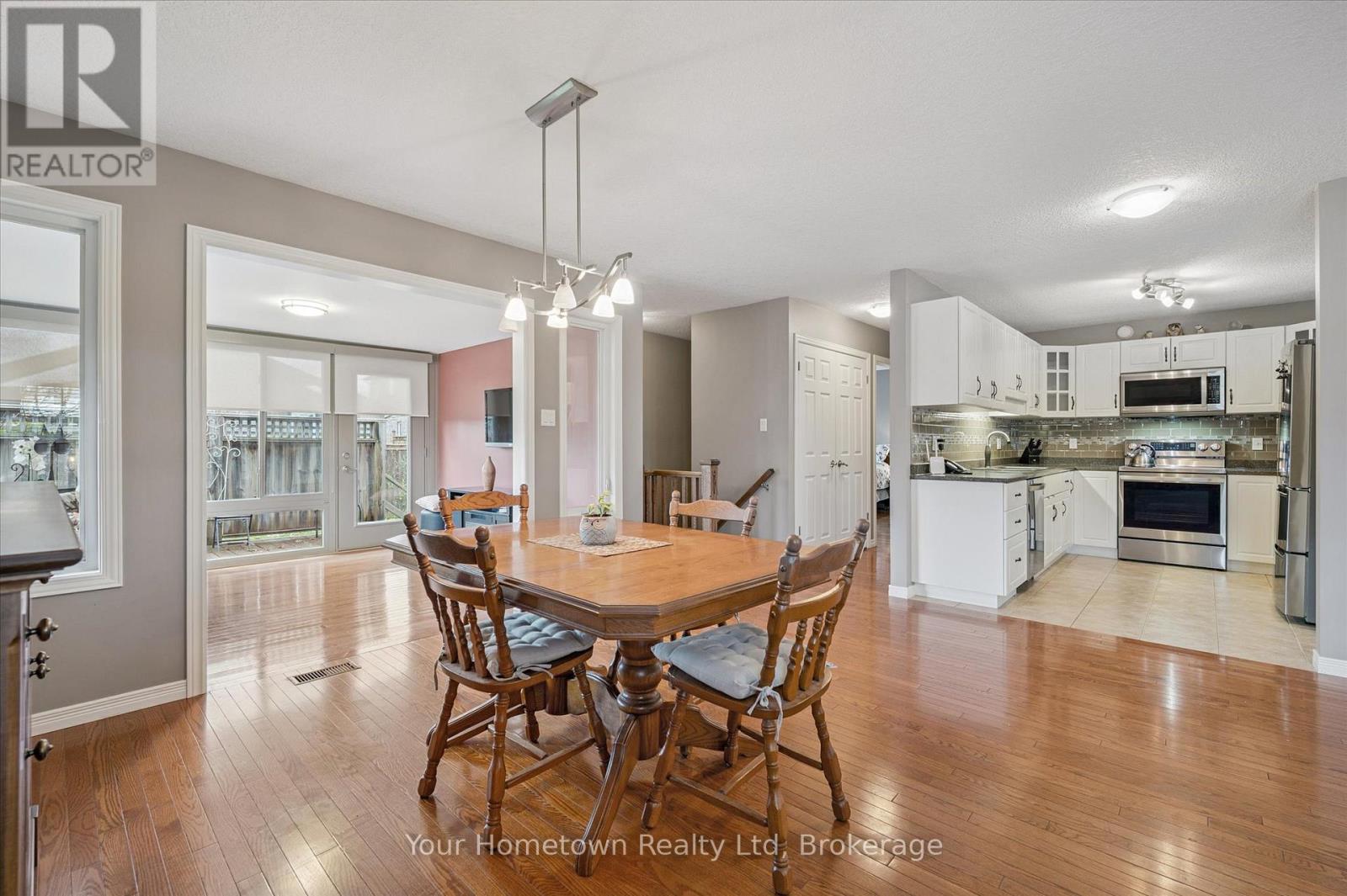 63 Spencer Drive, Centre Wellington (Elora/salem), Ontario  N0B 1S0 - Photo 11 - X12562800