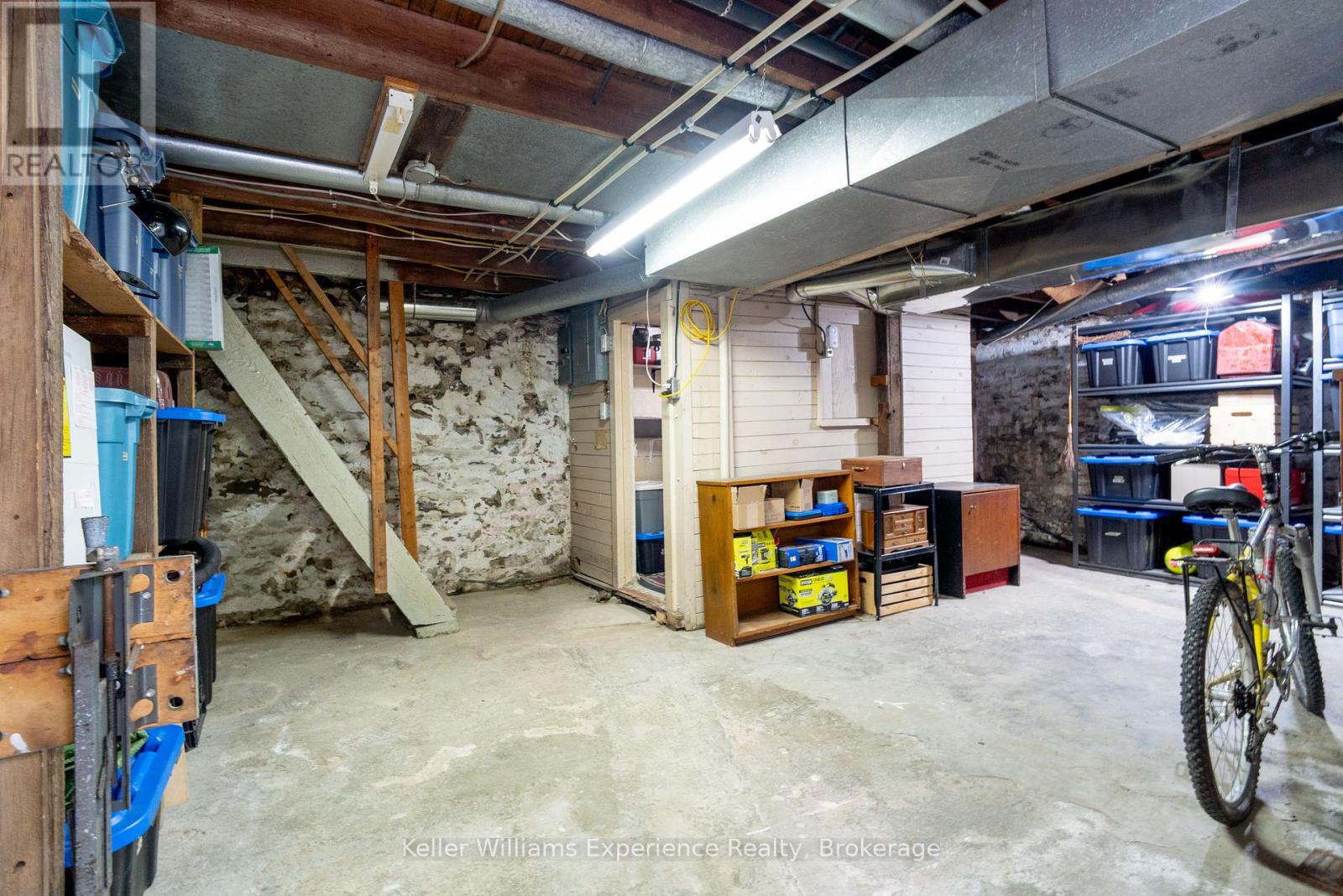 14 Edward Street, Bracebridge (Macaulay), Ontario  P1L 1H5 - Photo 38 - X12562840