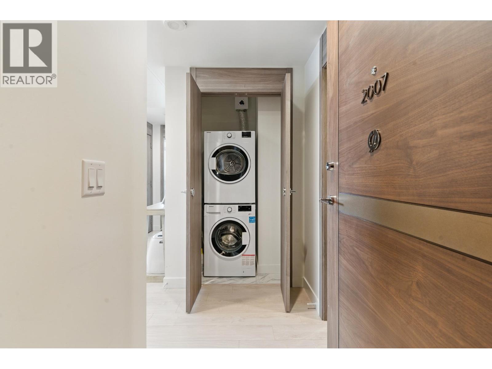 2007 4880 Lougheed Highway, Burnaby, British Columbia  V5C 0N1 - Photo 21 - R3064076