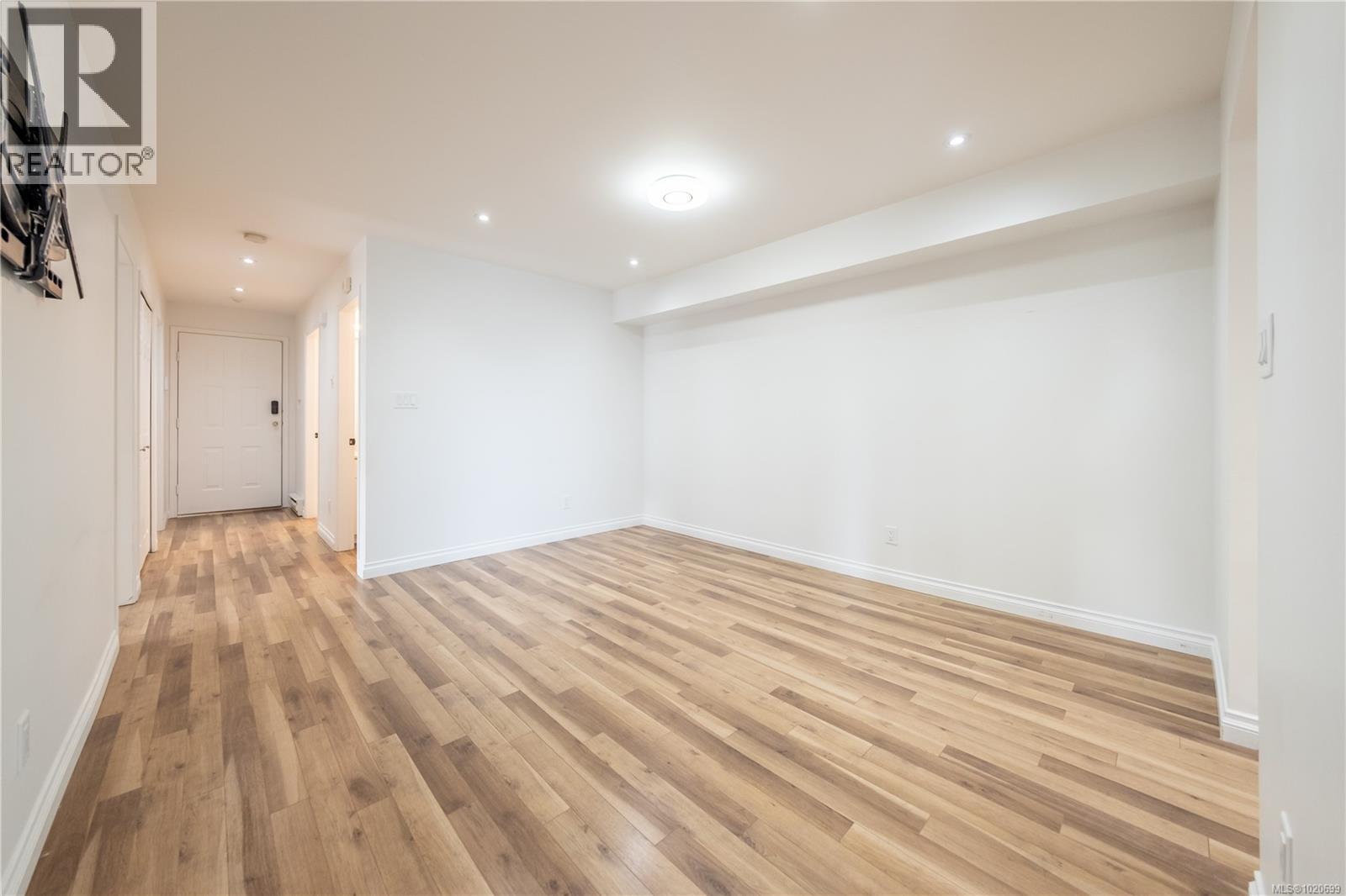 201 327 Prideaux St, Nanaimo, British Columbia  V9R 2N4 - Photo 17 - 1020699