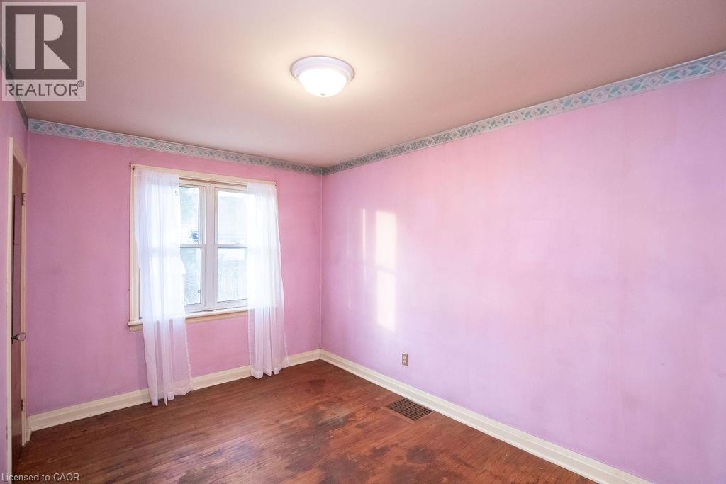 156 East 36th Street, Hamilton, Ontario L8V 3Z4 - Photo 34 - 40789531