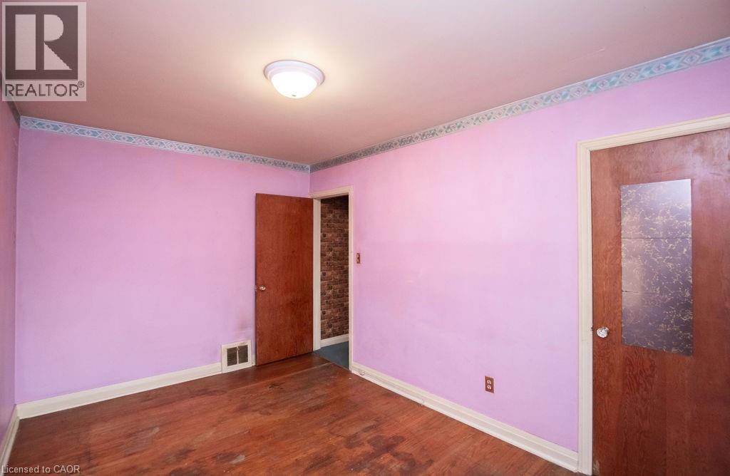 156 East 36th Street, Hamilton, Ontario L8V 3Z4 - Photo 35 - 40789531