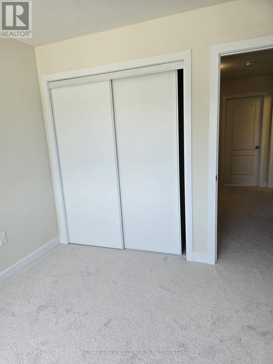 73 Keelson Street, Welland, Ontario  L2B 0M4 - Photo 16 - X12390907