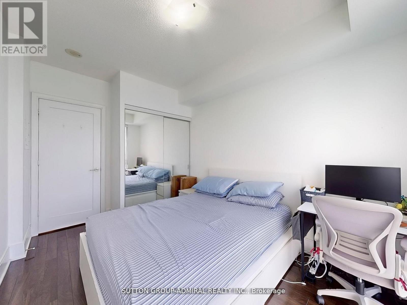 1916 - 70 Roehampton Avenue W, Toronto, Ontario  M4P 1R2 - Photo 19 - C12562590