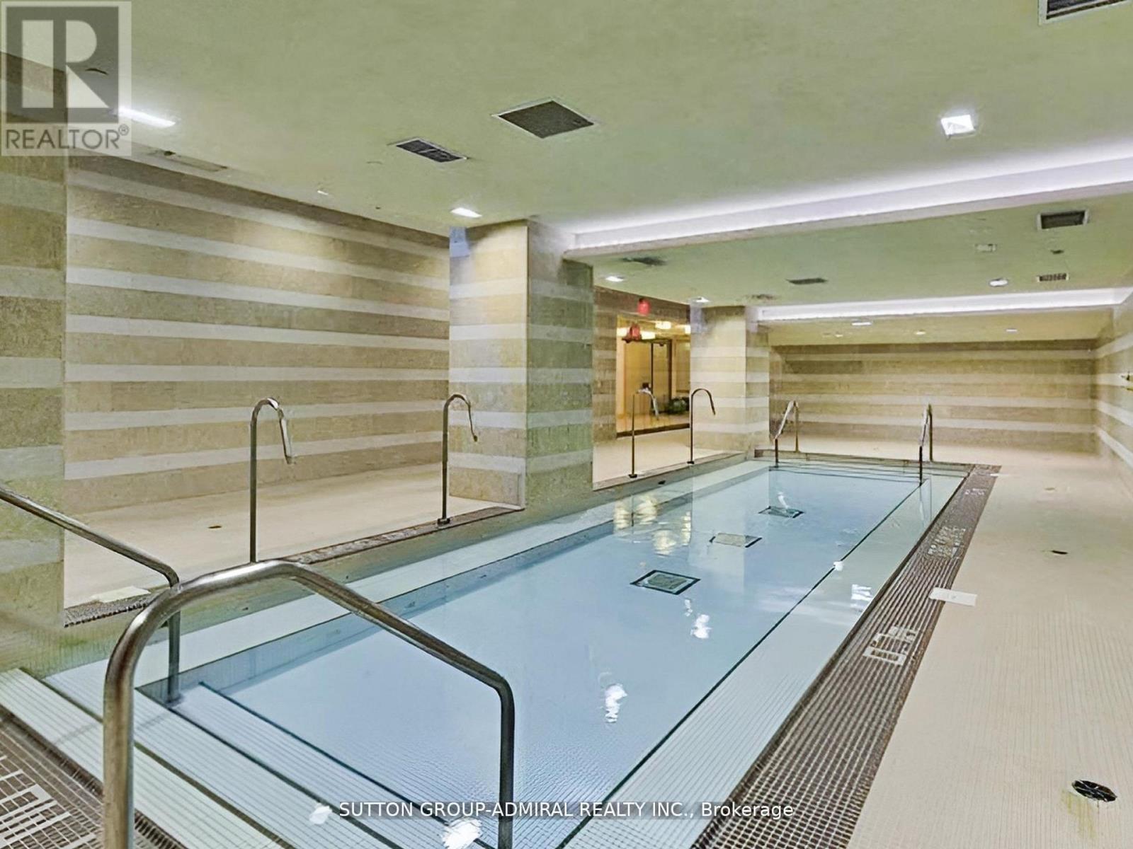 1916 - 70 Roehampton Avenue W, Toronto, Ontario  M4P 1R2 - Photo 31 - C12562590