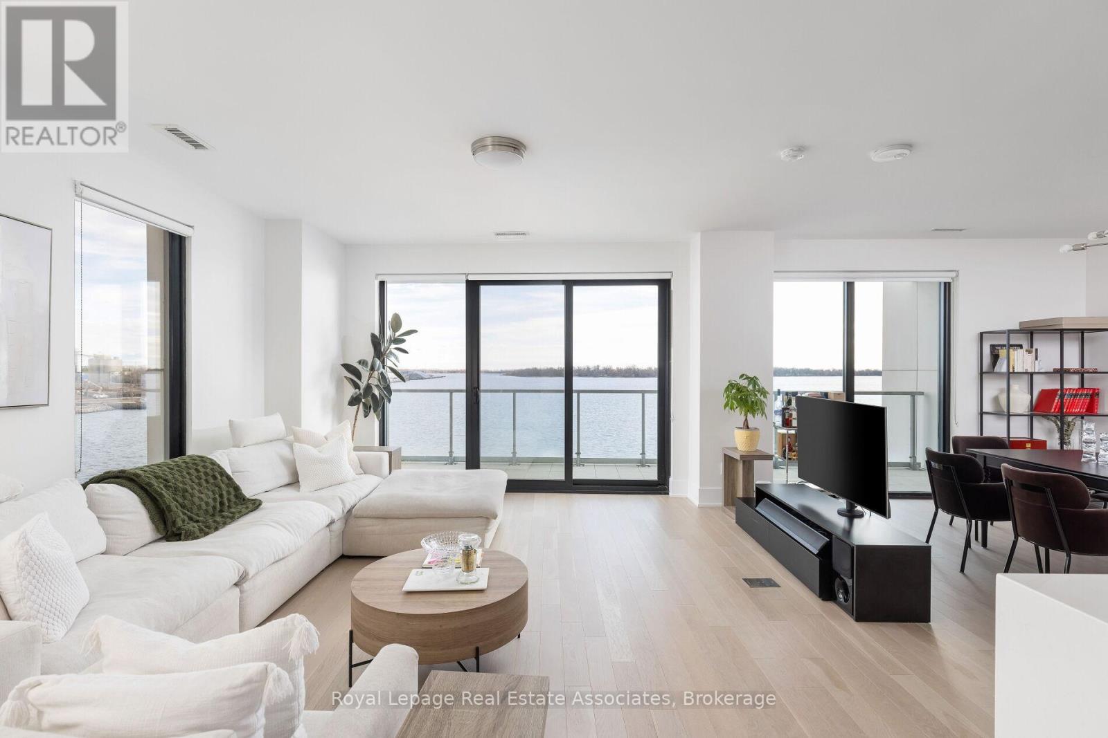 410 - 118 Merchants' Wharf, Toronto, Ontario  M5A 0L3 - Photo 5 - C12562736