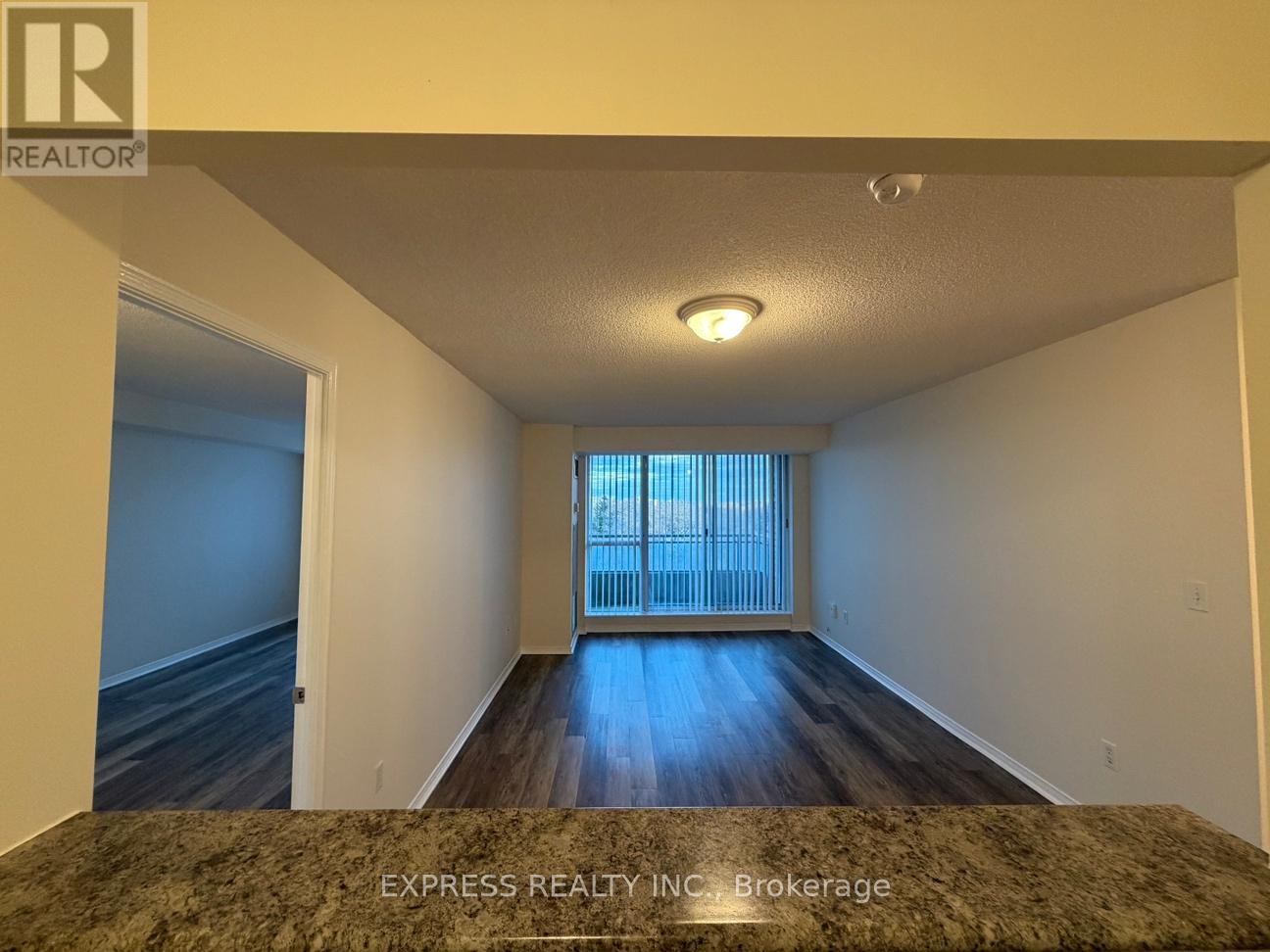 710 - 39 Pemberton Avenue, Toronto, Ontario  M2M 4L6 - Photo 4 - C12562802