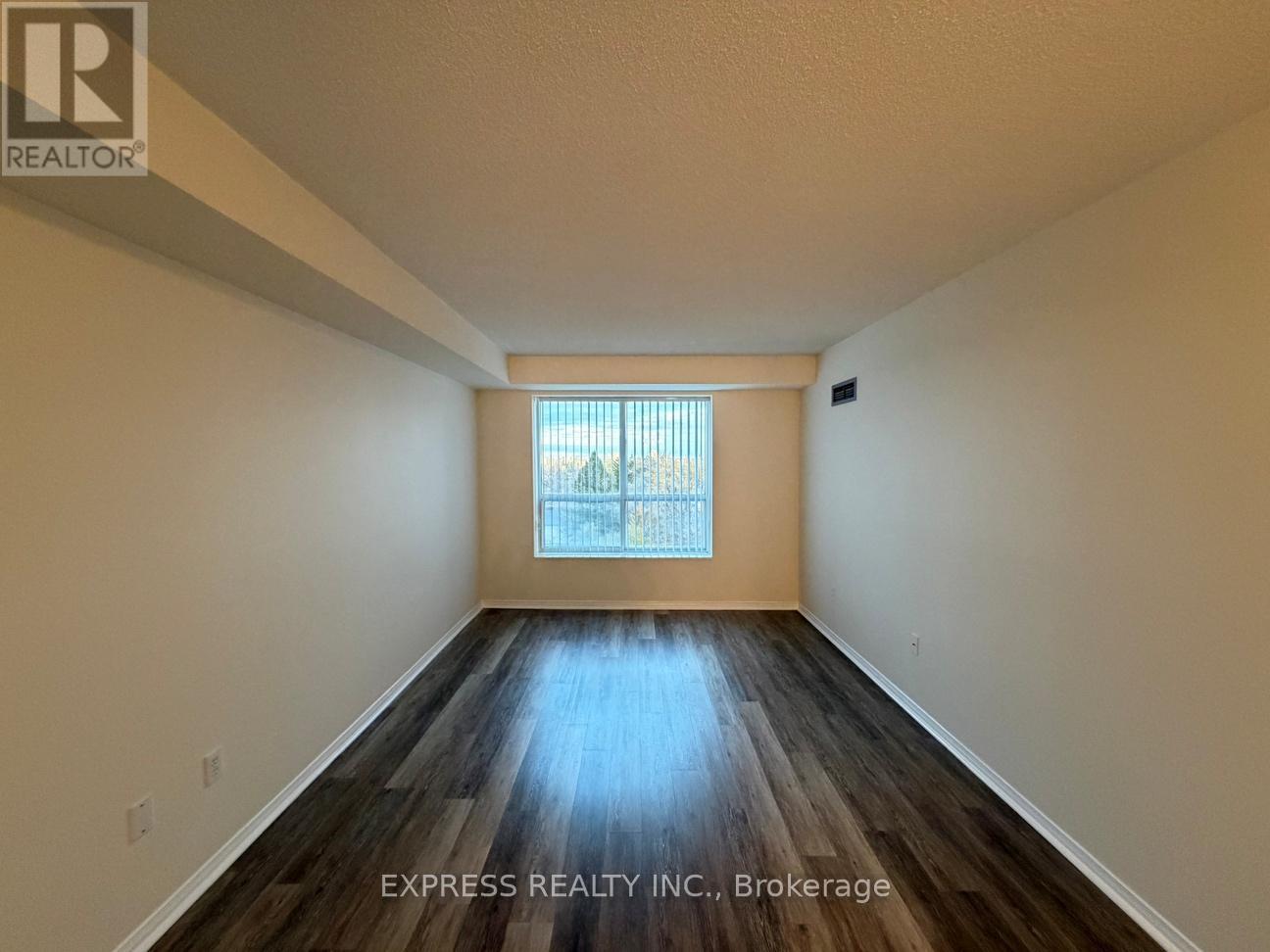 710 - 39 Pemberton Avenue, Toronto, Ontario  M2M 4L6 - Photo 9 - C12562802