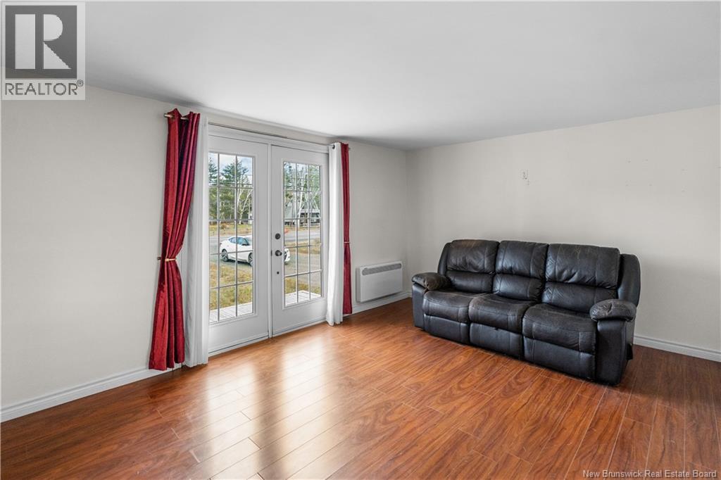258 Principale, Pointe-Verte, New Brunswick  E8J 2W8 - Photo 10 - NB130379