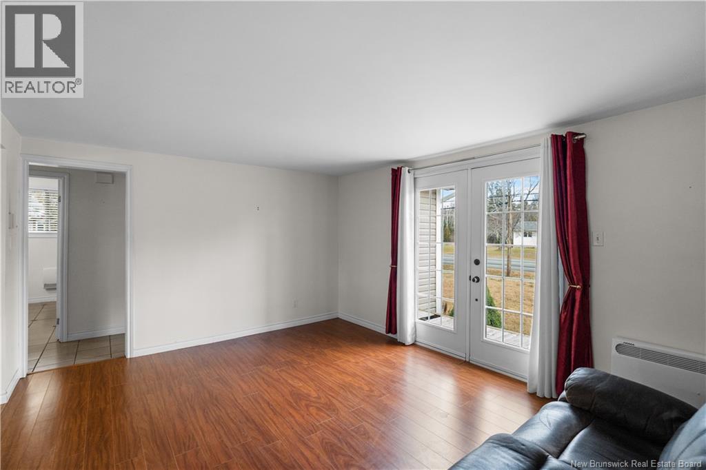 258 Principale, Pointe-Verte, New Brunswick  E8J 2W8 - Photo 11 - NB130379