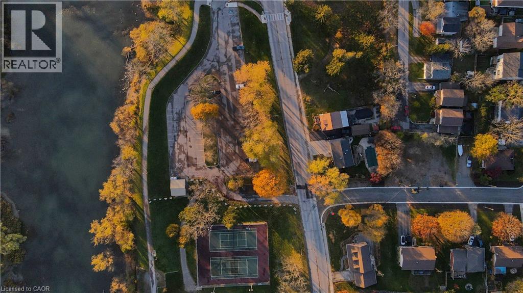 31 Inverness Street, Caledonia, Ontario  N3W 1B2 - Photo 10 - 40787191