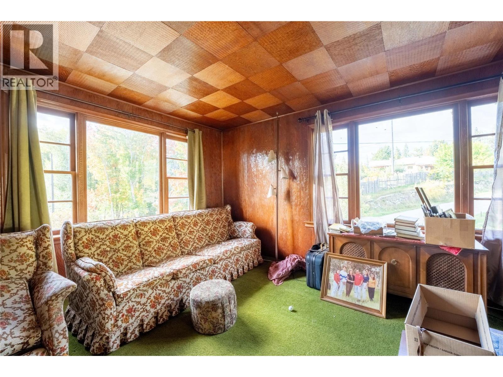 1537 Russel Avenue, Riondel, British Columbia  V0B 2B0 - Photo 11 - 10340061