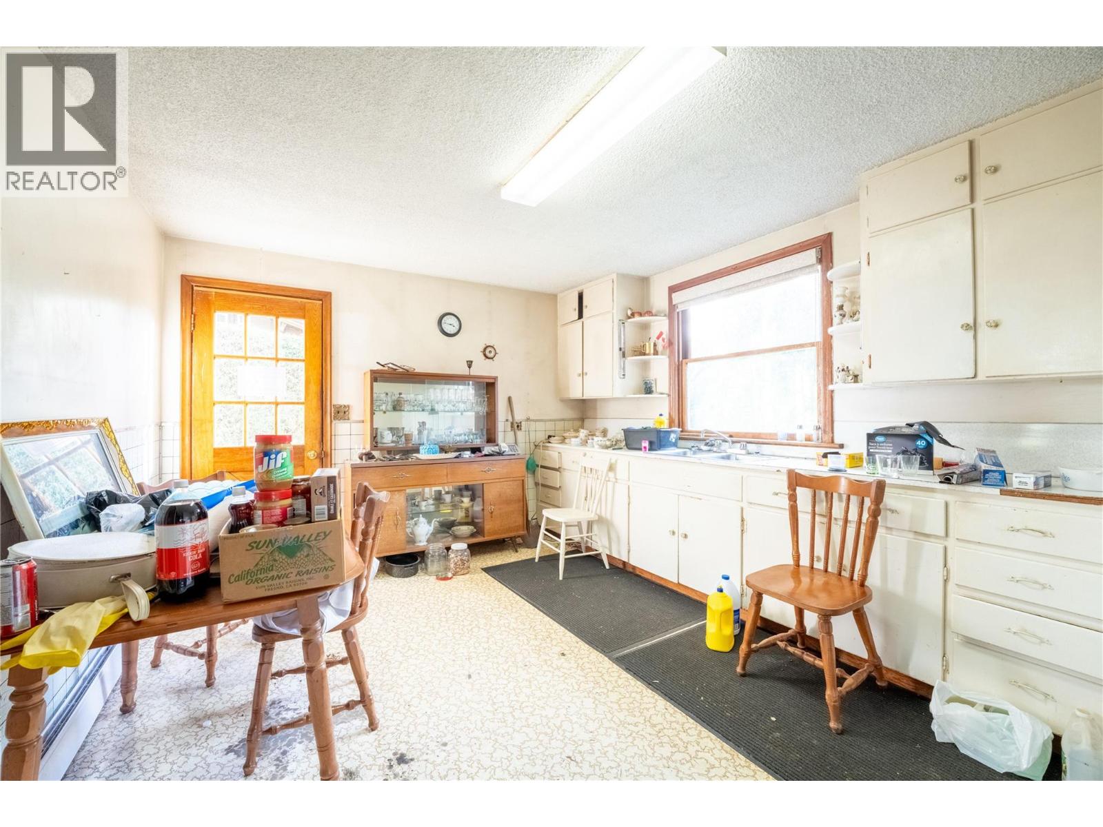 1537 Russel Avenue, Riondel, British Columbia  V0B 2B0 - Photo 10 - 10340061