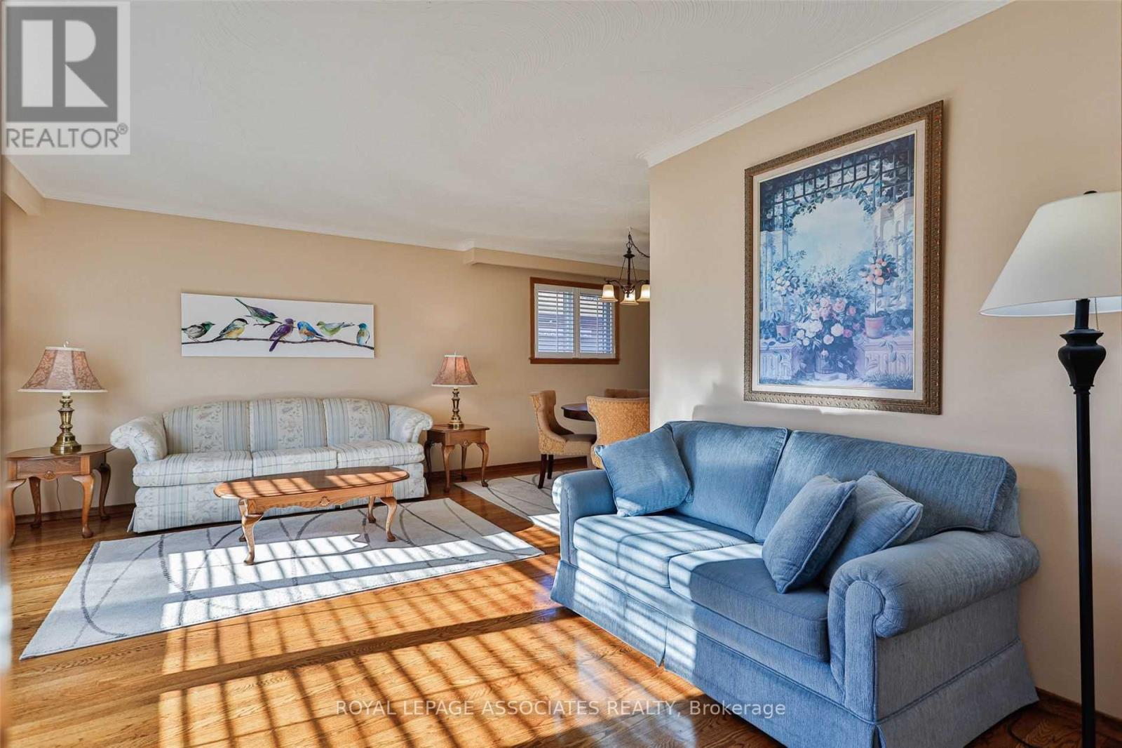 166 Lynnbrook Drive, Toronto, Ontario  M1H 2N5 - Photo 4 - E12562626