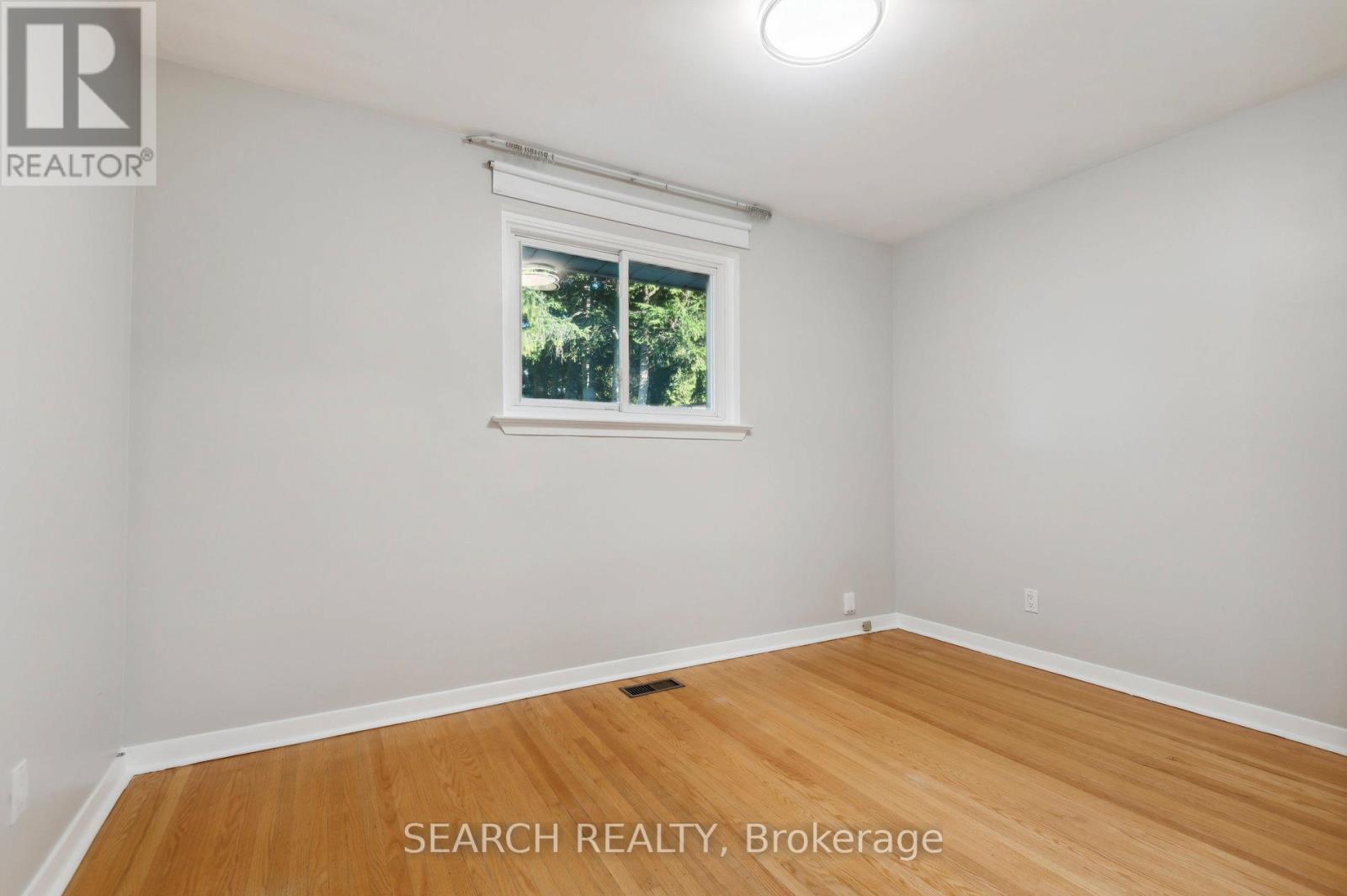 Main - 29 Jeanette Street, Toronto, Ontario  M1M 3G3 - Photo 12 - E12562716