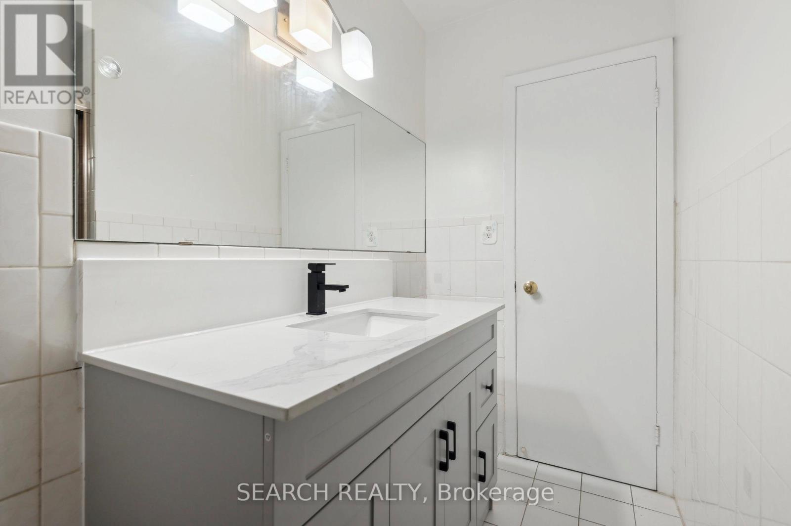 Main - 29 Jeanette Street, Toronto, Ontario  M1M 3G3 - Photo 14 - E12562716