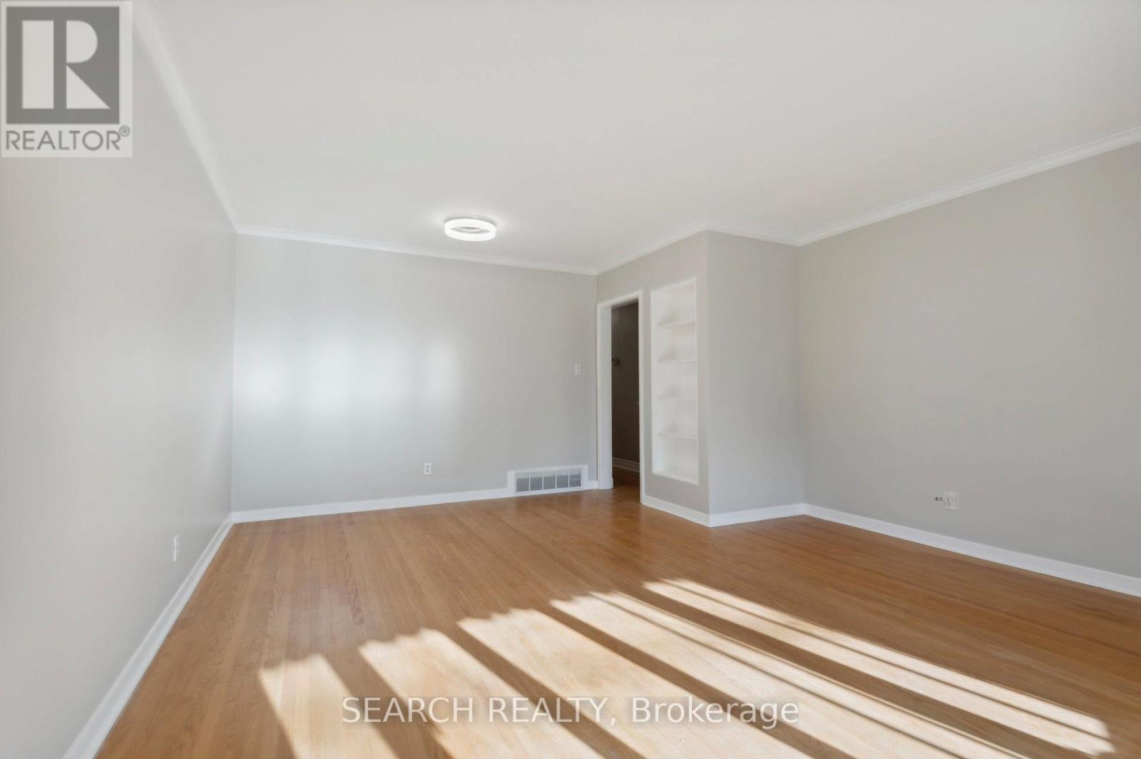 Main - 29 Jeanette Street, Toronto, Ontario  M1M 3G3 - Photo 5 - E12562716