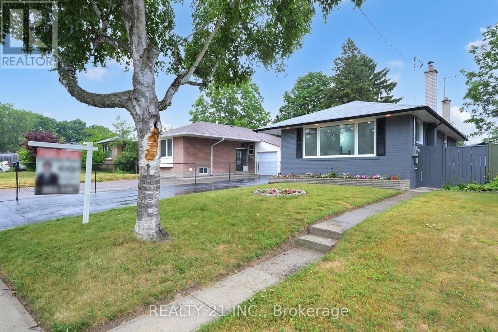 7 Stoney Creek Drive, Toronto, Ontario  M1E 3L2 - Photo 3 - E12562832