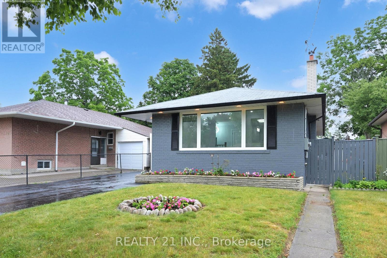 7 Stoney Creek Drive, Toronto, Ontario  M1E 3L2 - Photo 6 - E12562832