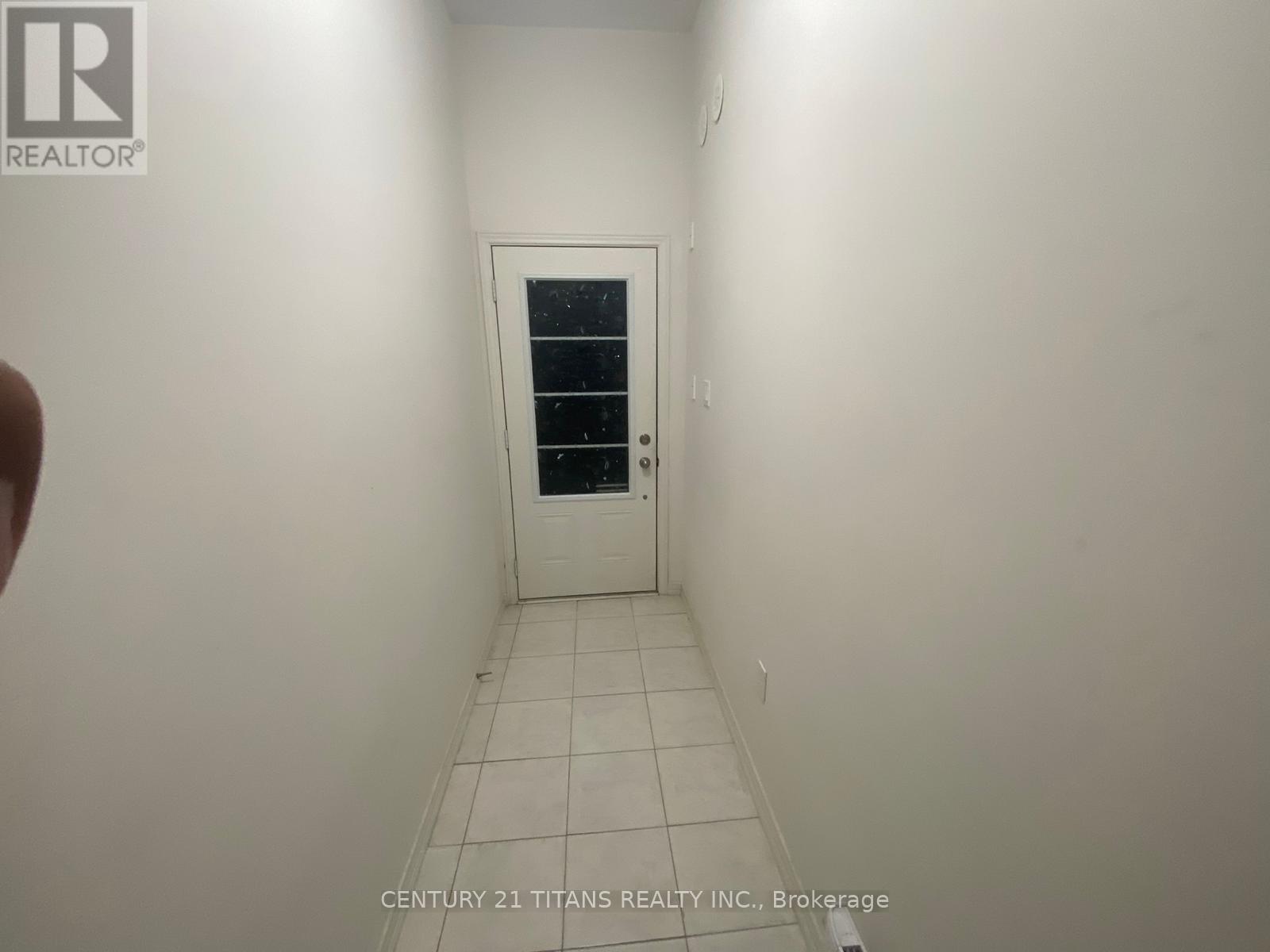 2390 Chevron Prince Path, Oshawa, Ontario  L1L 0L1 - Photo 6 - E12562844