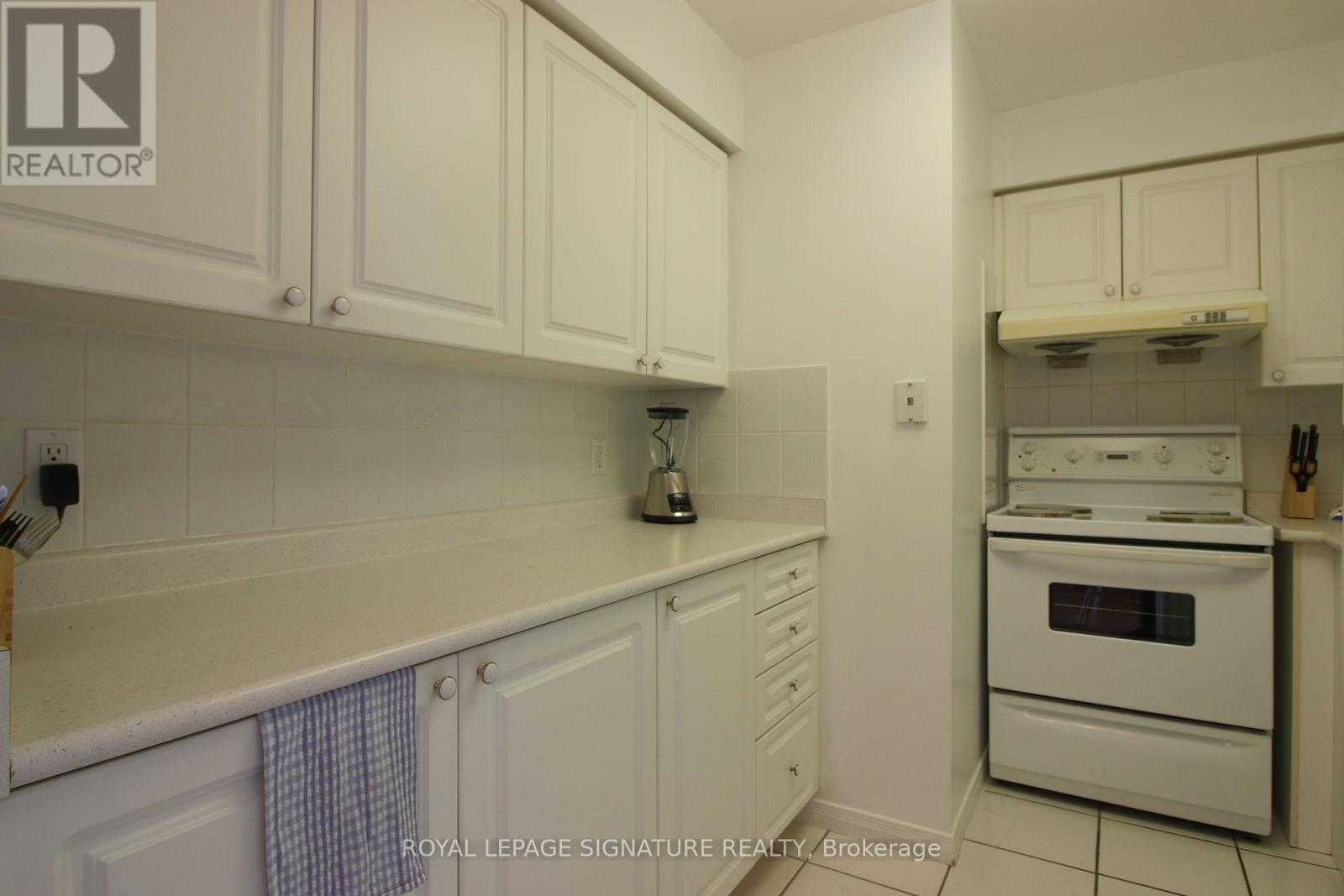 2210 - 8 Hillcrest Avenue, Toronto, Ontario M2N 6Y6 - Photo 11 - C12508254