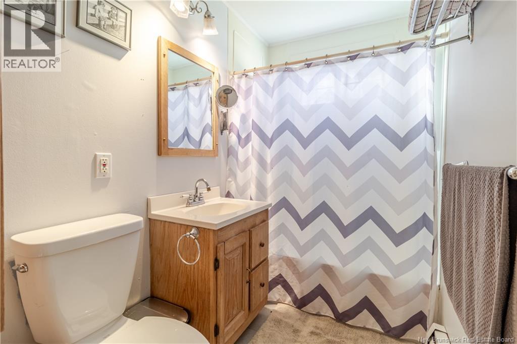 44 Clearview Avenue, Fredericton, New Brunswick  E3A 1K1 - Photo 11 - NB130315