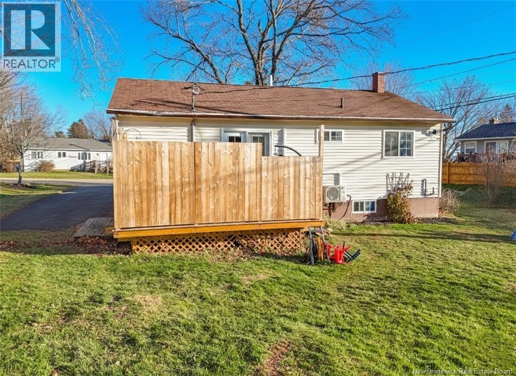 44 Clearview Avenue, Fredericton, New Brunswick  E3A 1K1 - Photo 23 - NB130315