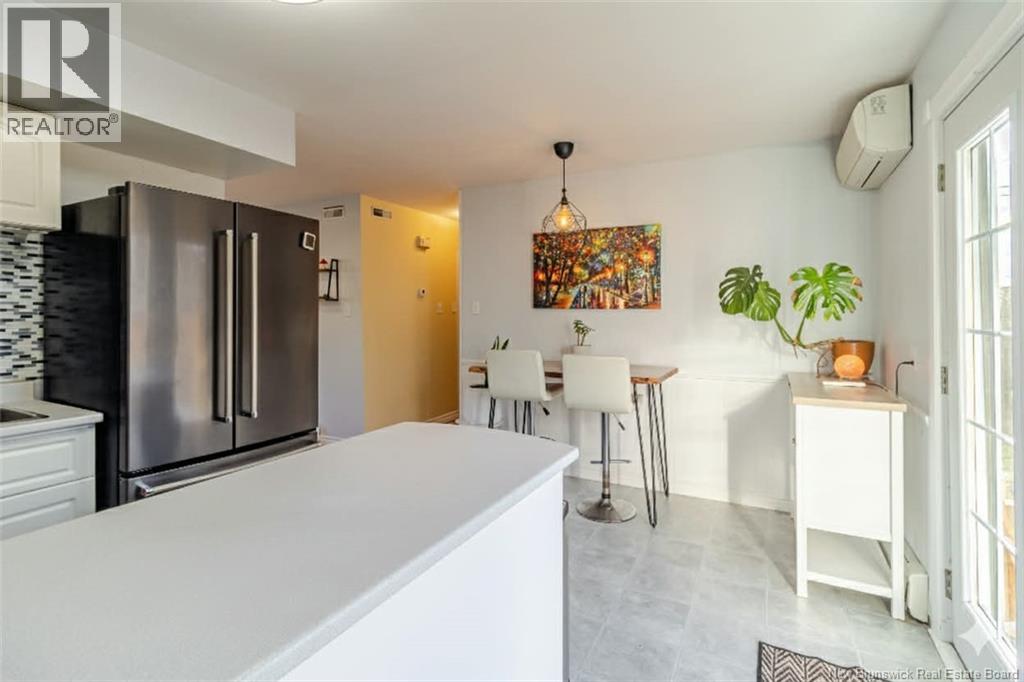 44 Clearview Avenue, Fredericton, New Brunswick  E3A 1K1 - Photo 3 - NB130315