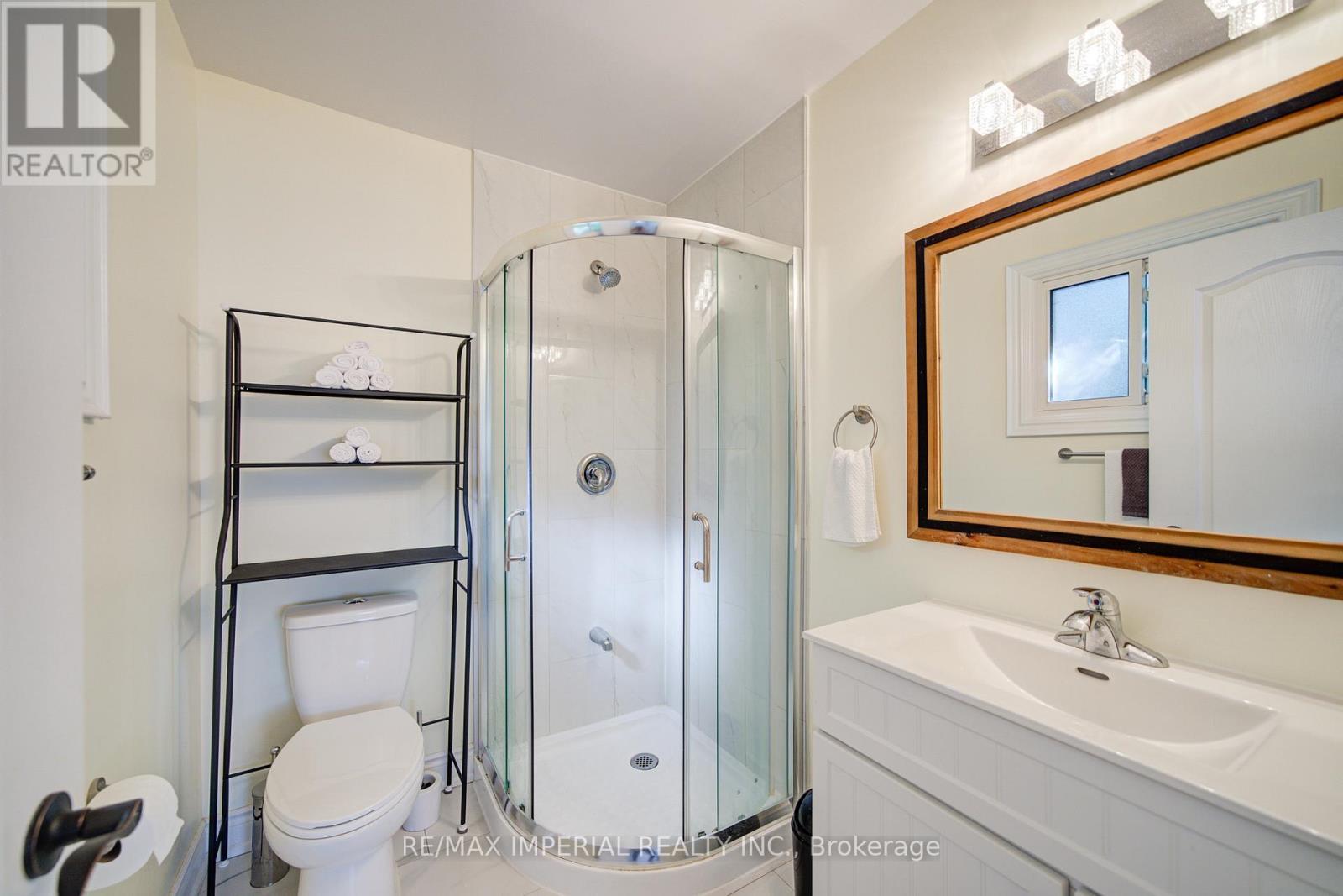 147 Millard Street, Whitchurch-Stouffville, Ontario  L4A 5A1 - Photo 17 - N12399180