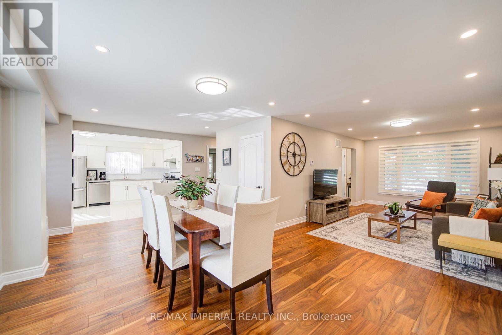 147 Millard Street, Whitchurch-Stouffville, Ontario  L4A 5A1 - Photo 6 - N12399180