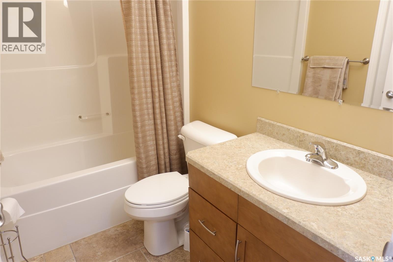 401 3rd Avenue E, Assiniboia, Saskatchewan  S0H 0B0 - Photo 19 - SK024419