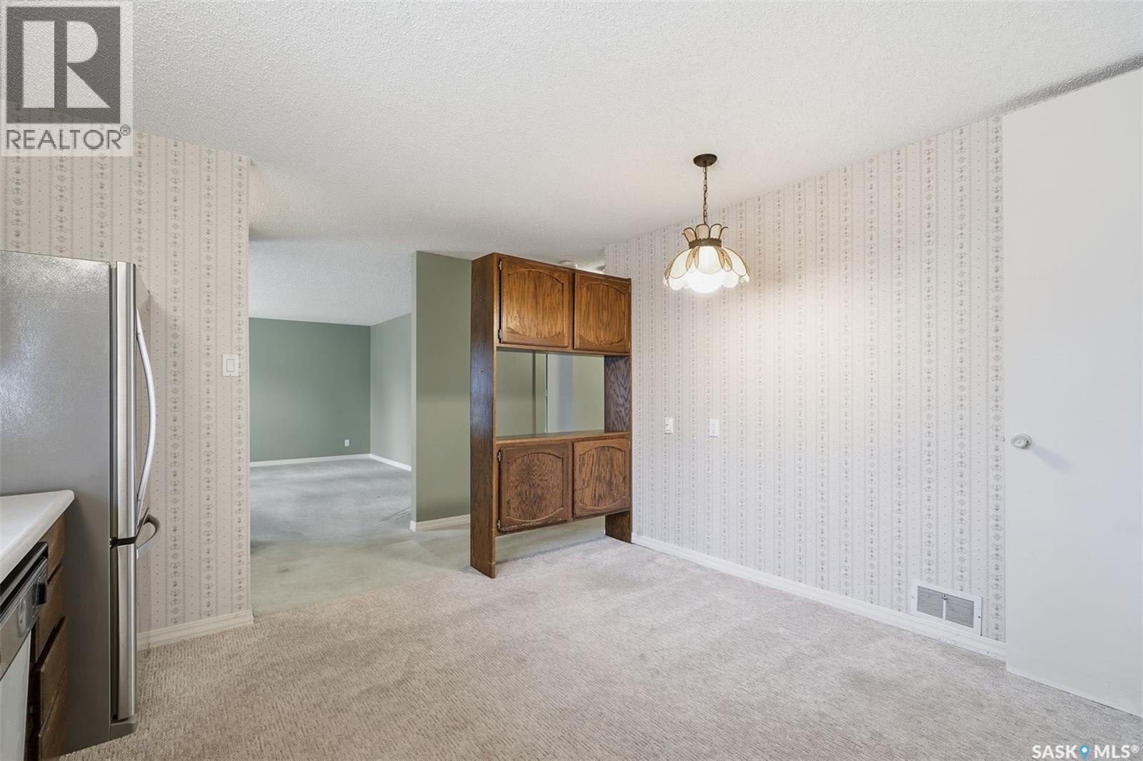 24 Oliver Crescent, Saskatoon, Saskatchewan  S7H 3C8 - Photo 9 - SK024418