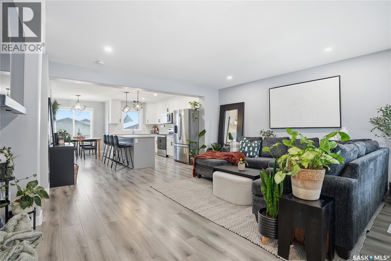 866 Mcfaull Rise, Saskatoon, Saskatchewan  S7V 0S8 - Photo 3 - SK024412