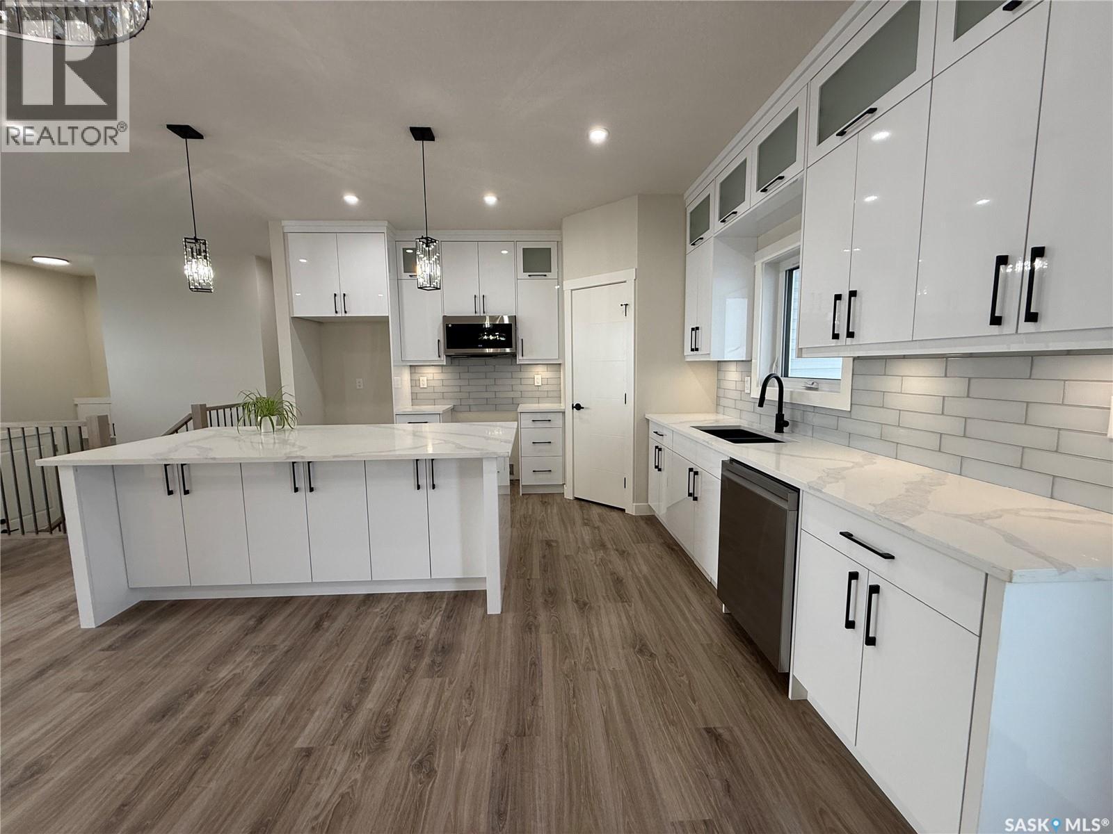 810 Ballesteros Crescent, Warman, Saskatchewan  S0K 4S4 - Photo 9 - SK024367