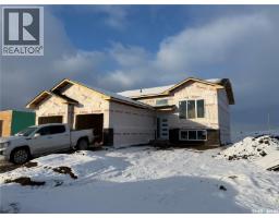 810 Ballesteros Crescent, Warman, Ca