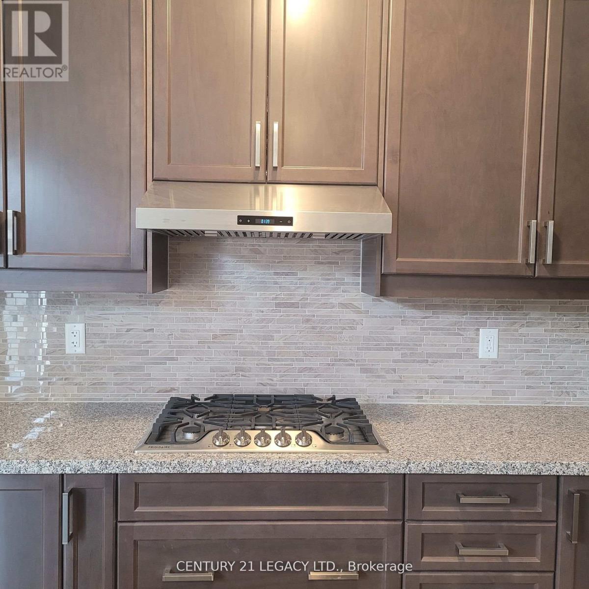 1271 Plymouth Drive, Oshawa, Ontario  L1L 0T9 - Photo 11 - E12562782