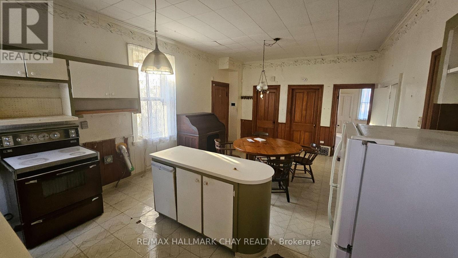 2207 King Road, King, Ontario  L7B 1A6 - Photo 19 - N12556100