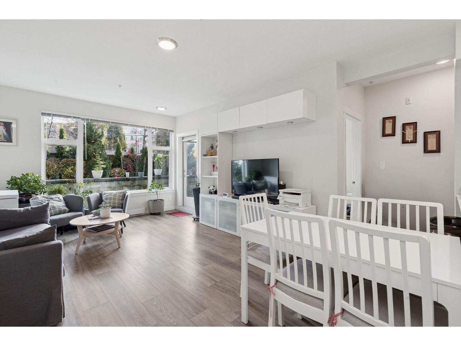 124 10838 Whalley Boulevard, Surrey, British Columbia  V3R 0G8 - Photo 3 - R3068577