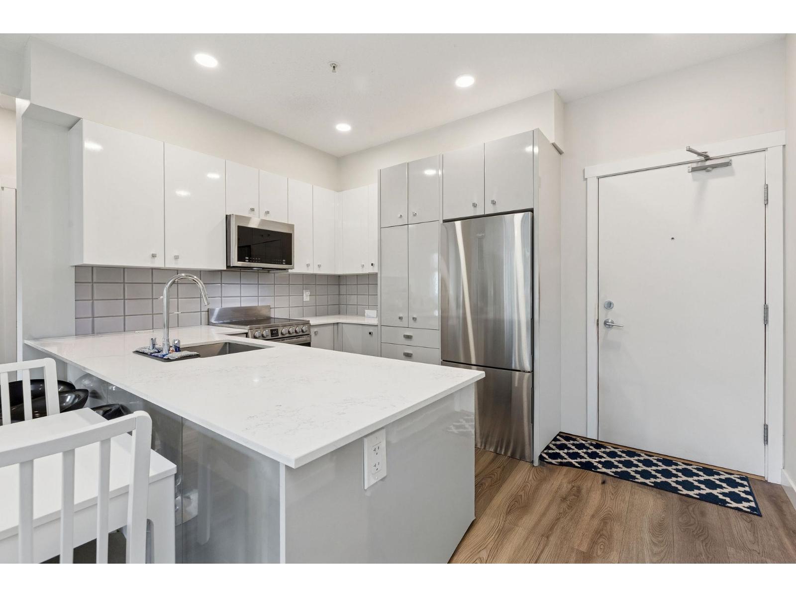 124 10838 Whalley Boulevard, Surrey, British Columbia  V3R 0G8 - Photo 8 - R3068577