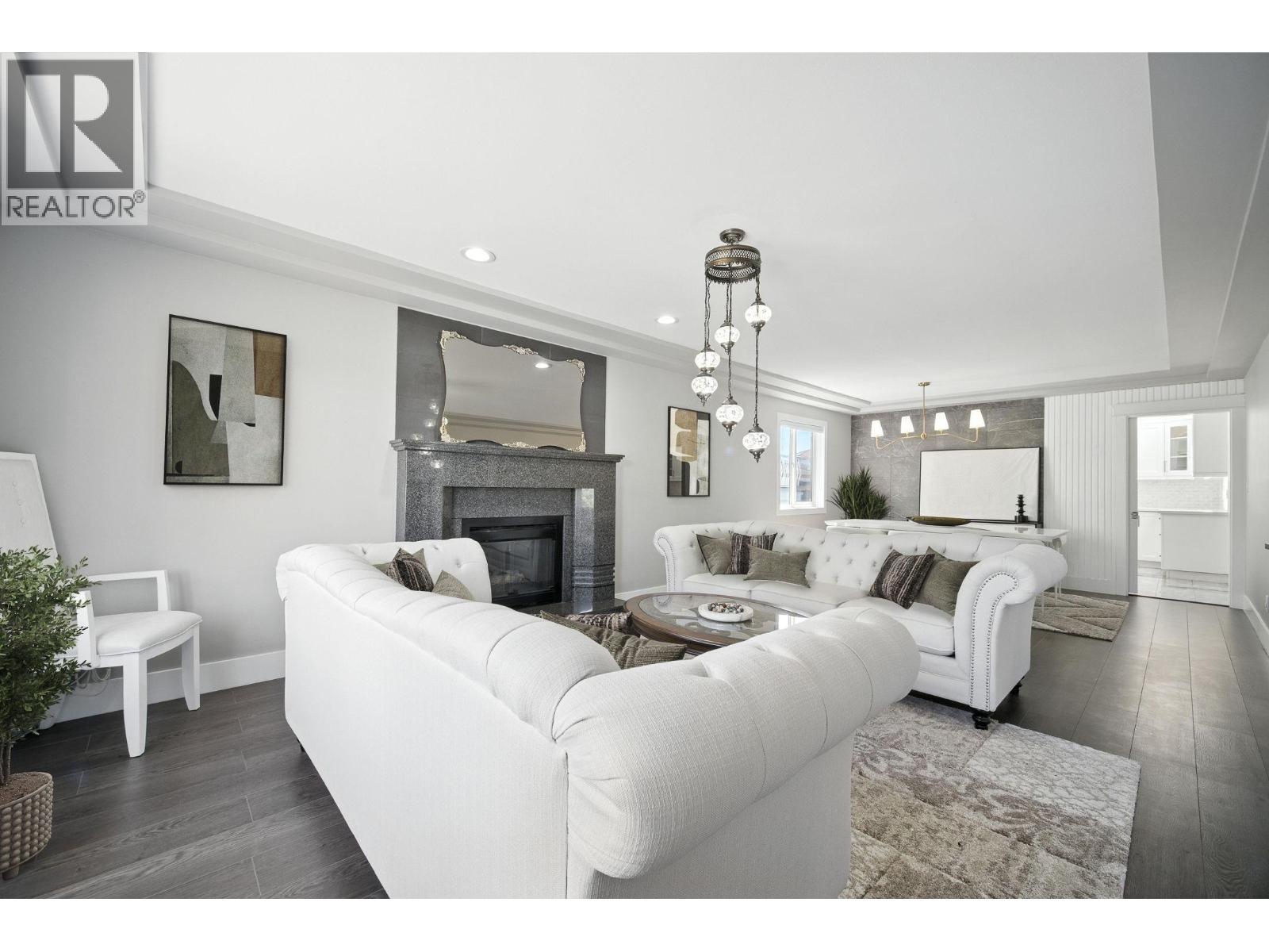 7563 1st Street, Burnaby, British Columbia  V3N 3T3 - Photo 8 - R3068513