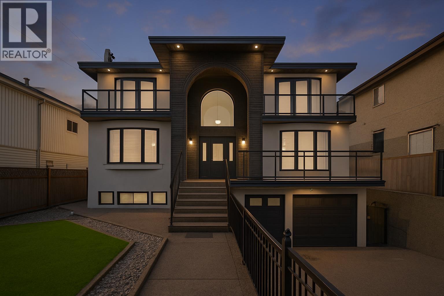 7563 1st Street, Burnaby, British Columbia  V3N 3T3 - Photo 1 - R3068513