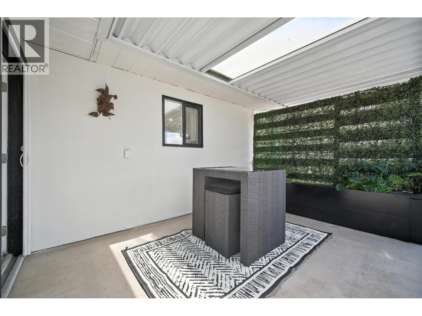 7563 1st Street, Burnaby, British Columbia  V3N 3T3 - Photo 30 - R3068513