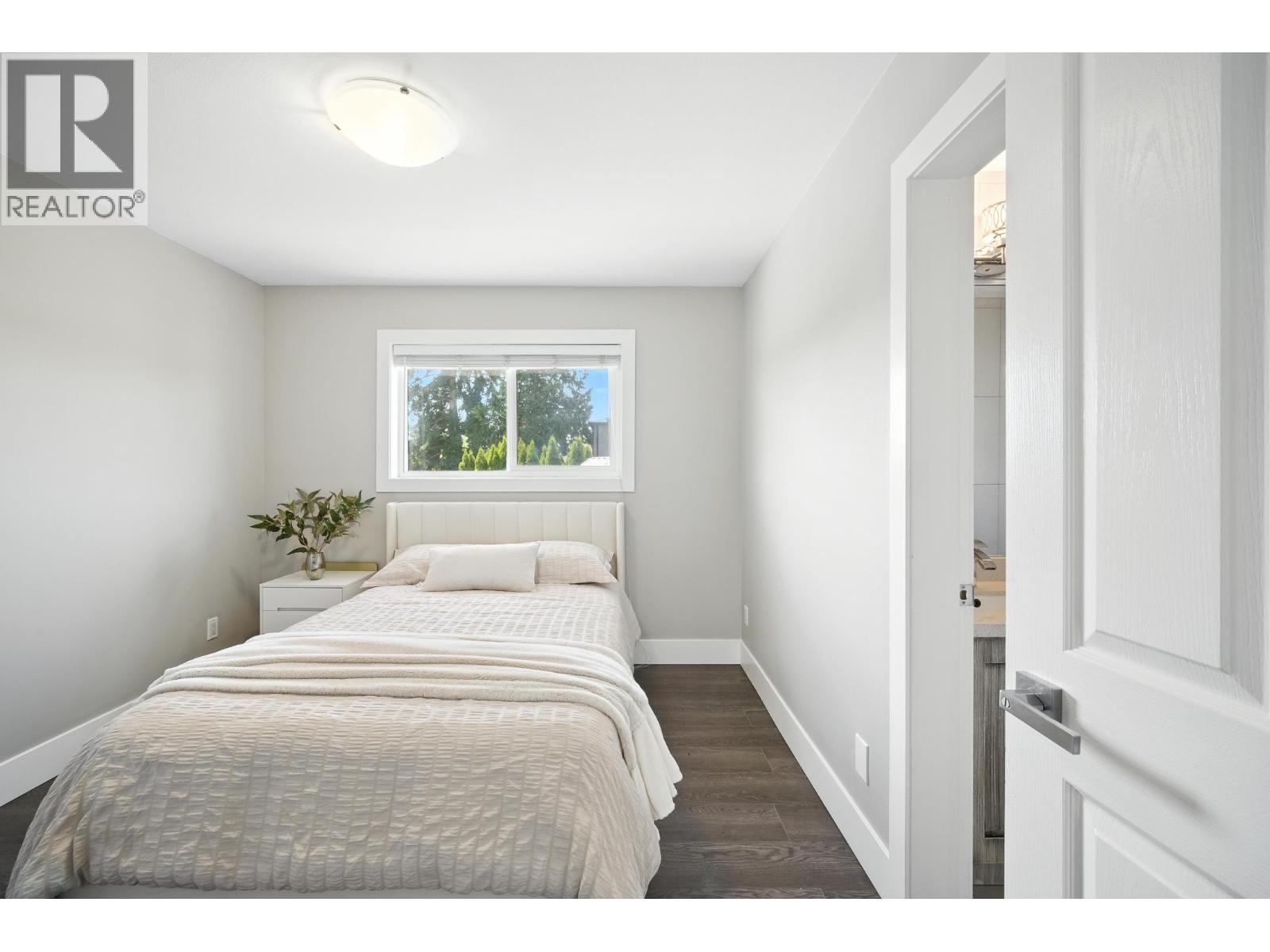 7563 1st Street, Burnaby, British Columbia  V3N 3T3 - Photo 20 - R3068513