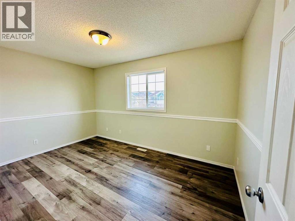 8 Royal Elm Way Nw, Calgary, Alberta  T3G 5M2 - Photo 23 - A2270453