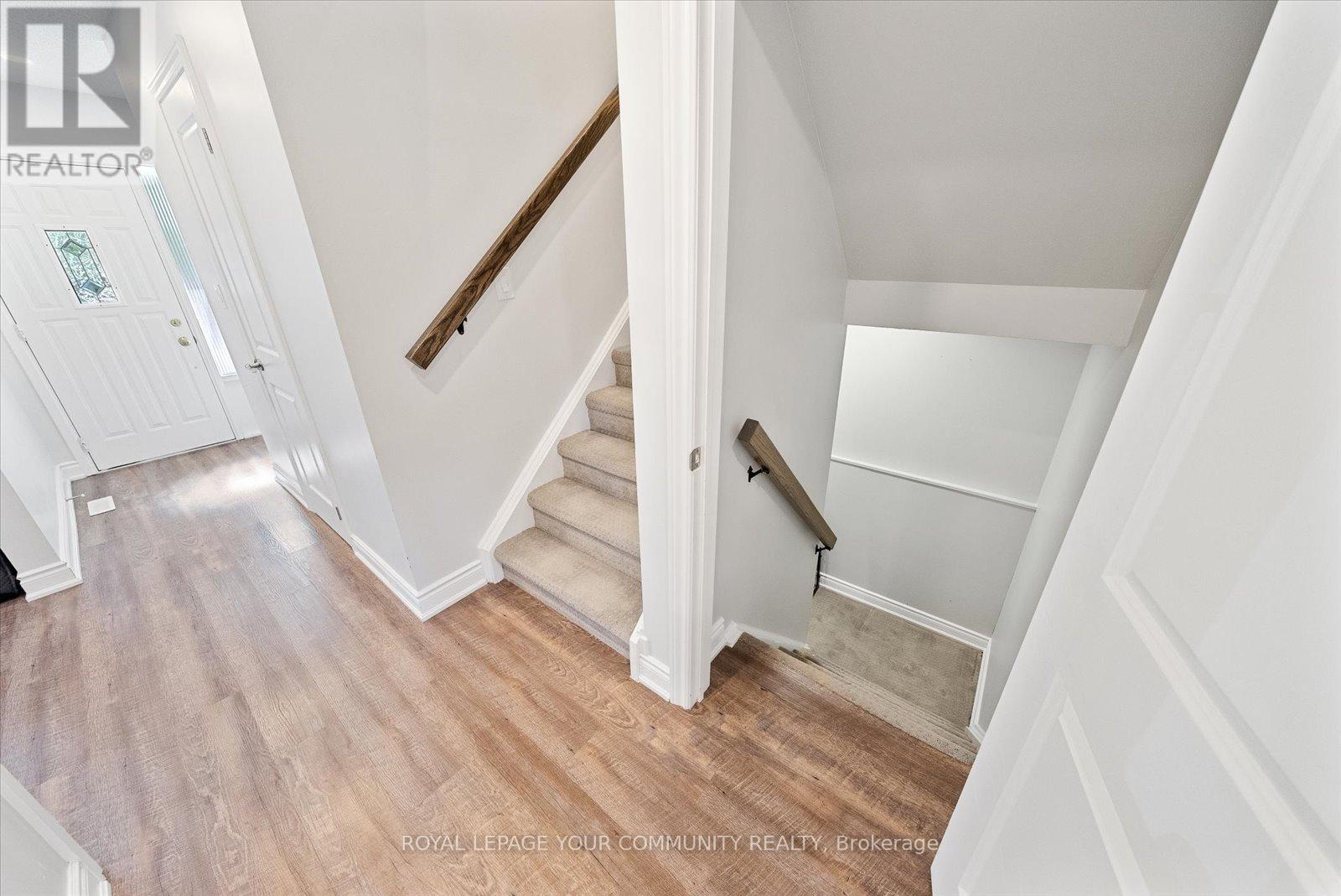 20 Sandusky Crescent, Aurora, Ontario  L4G 3N4 - Photo 12 - N12562582