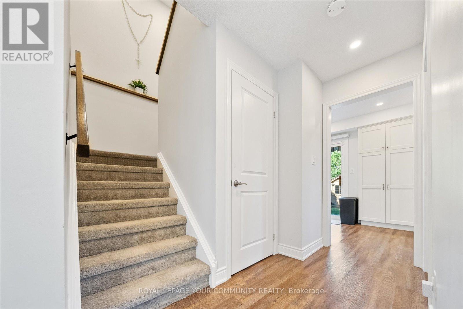 20 Sandusky Crescent, Aurora, Ontario  L4G 3N4 - Photo 20 - N12562582