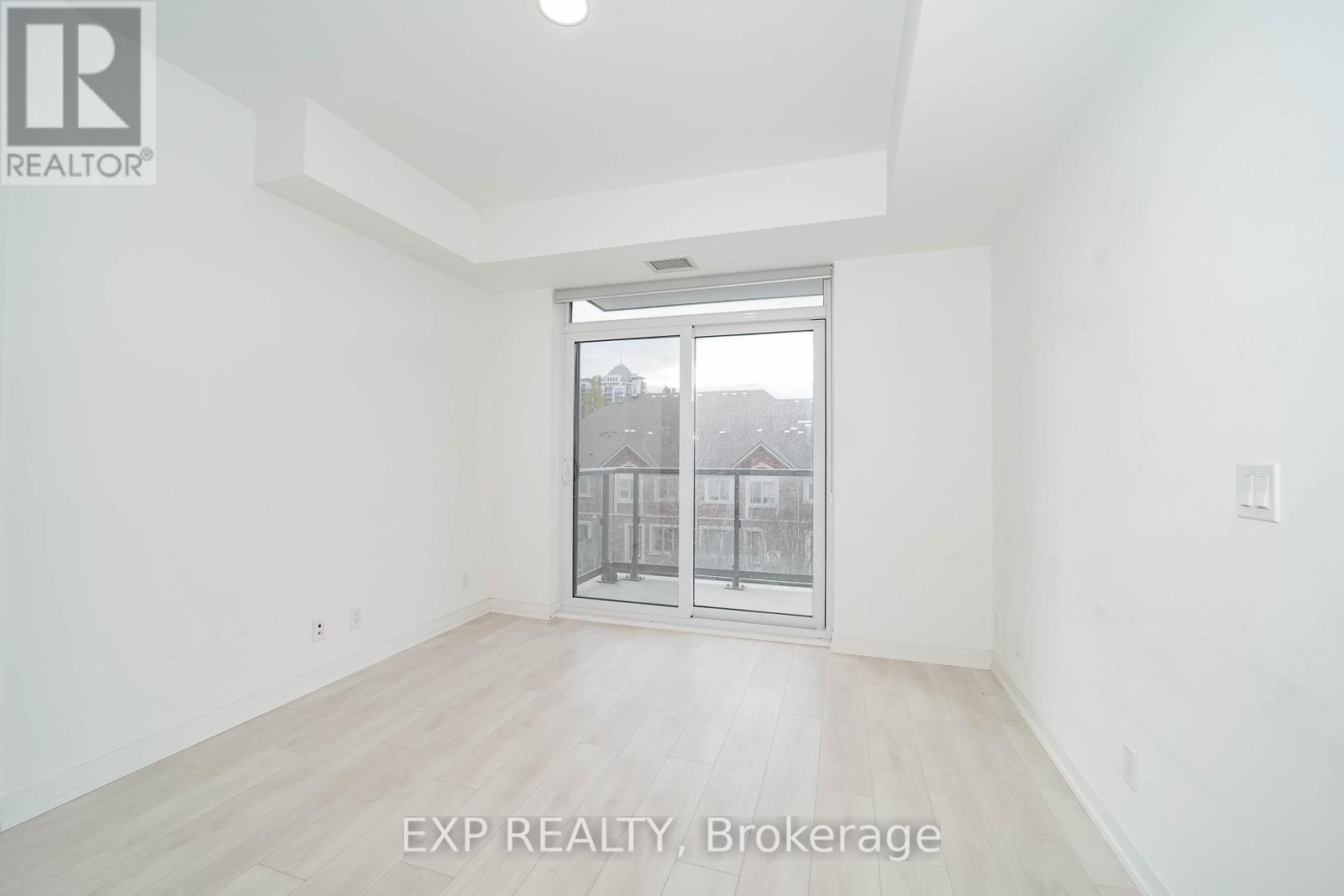 D328 - 8 Beverley Glen Boulevard, Vaughan, Ontario  L4J 0L5 - Photo 11 - N12562636